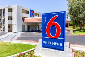 Отель Motel 6 Tempe, AZ Phoenix Airport Priest Dr  Темп